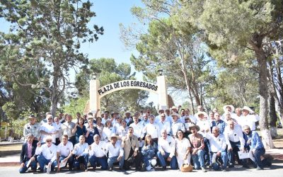 La Generación LV visita su Alma Mater