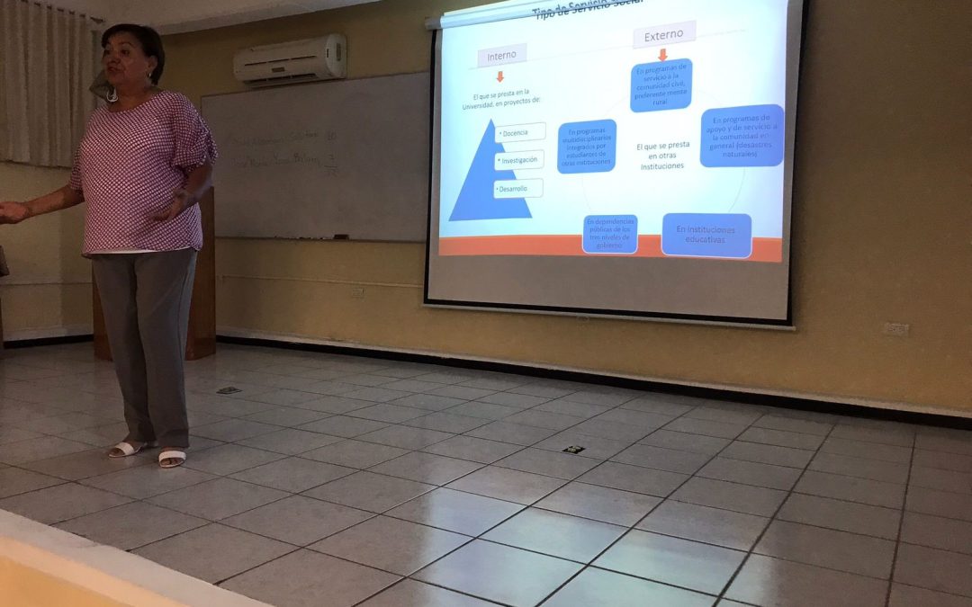 Imparten información sobre el Servicio Social a alumnos de IAPr