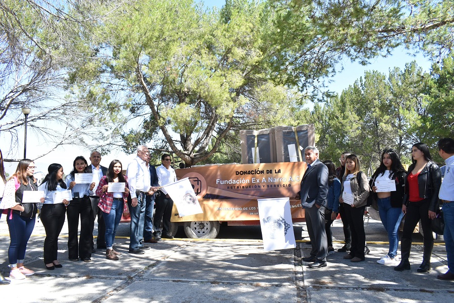 Donación para internados femeniles por parte de la Fundación Ex A Narro