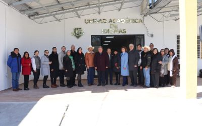 Entrega de la Unidad Académica de Idiomas