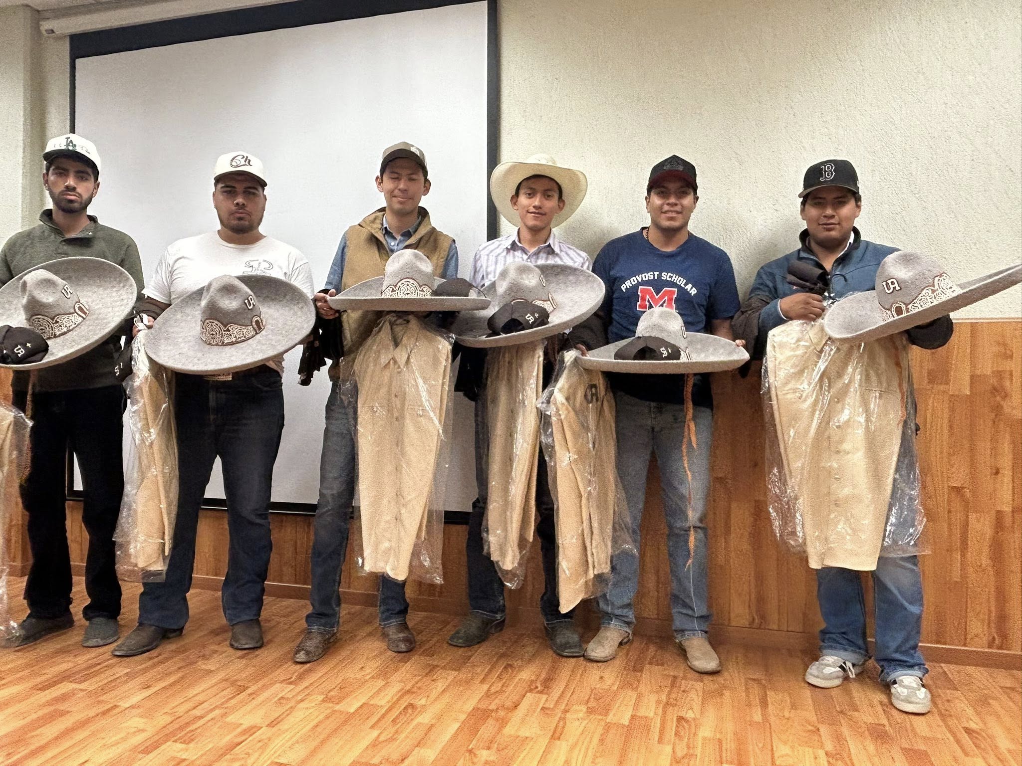 548916074_1320359973209488_1457463354588941115_n