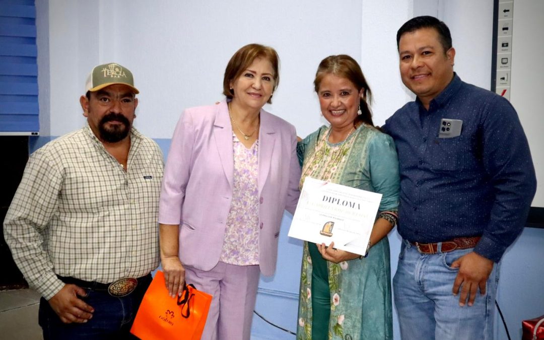 Festejan a las secretarias de la UAAAN