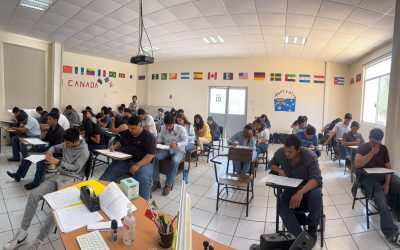 Unidad Académica de Idiomas realizó evaluación de práctica tipo TOEFL