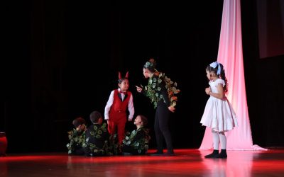 Vivieron una gran experiencia los estudiantes de la UAAAN con la obra de teatro Valentina y la Sombra del Diablo